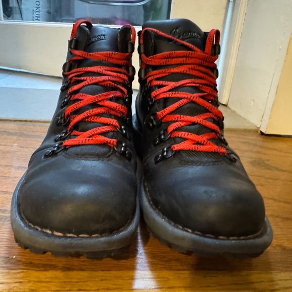 Danner Vertigo 917 Black Weatherproof Boot Women's 8 - Picture 2 of 7